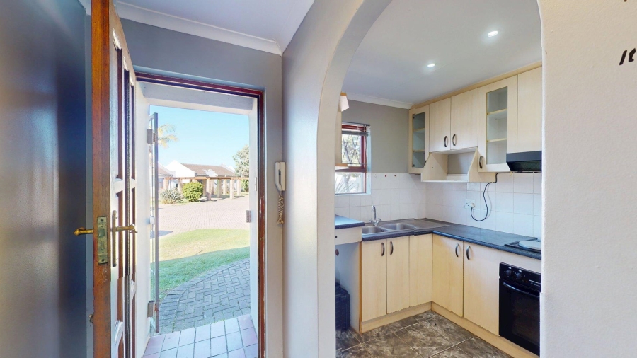 2 Bedroom Property for Sale in Kabega Park Eastern Cape